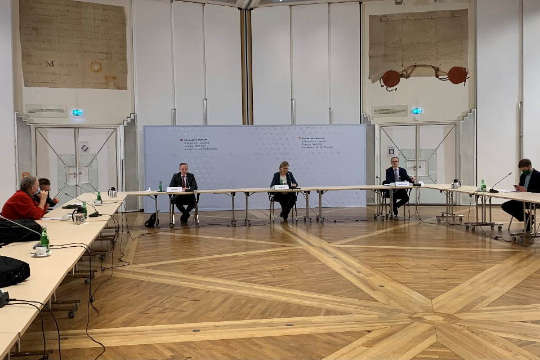 PA Stromversorgung gesichert - BMK Gewessler APG Christiner eControl Urbantschitsch.jpg